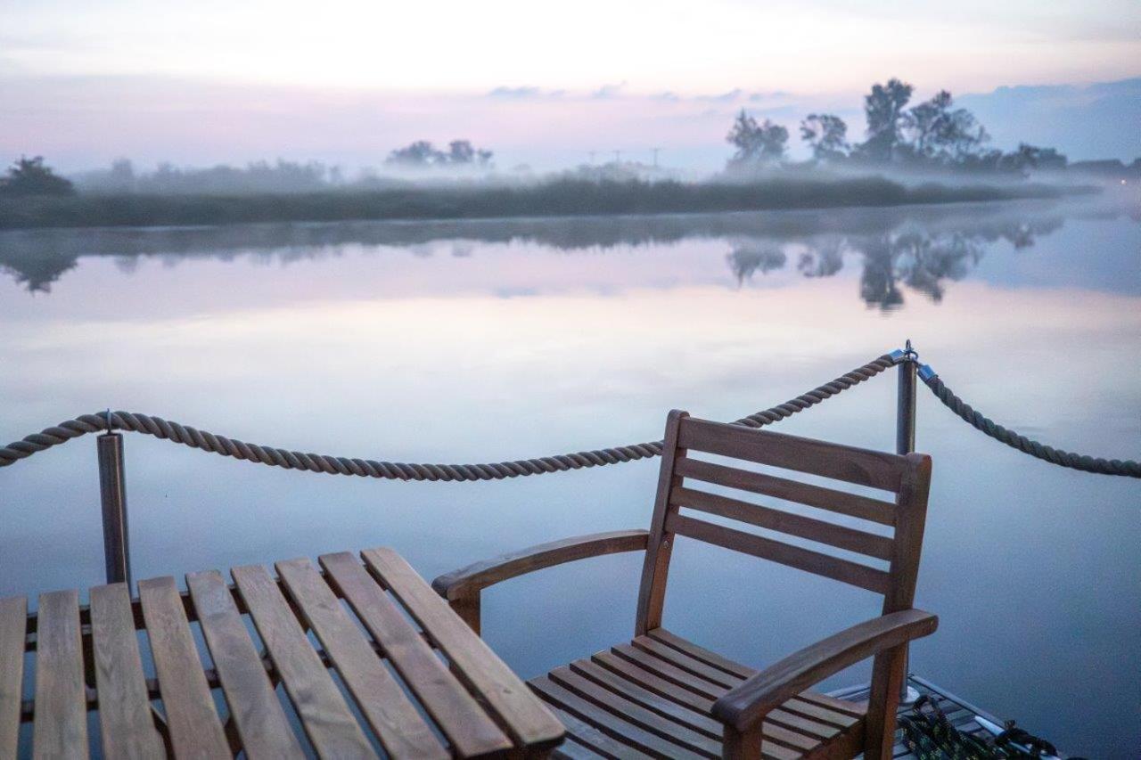 Schwimmpod An Der Peene Campsite Anklam